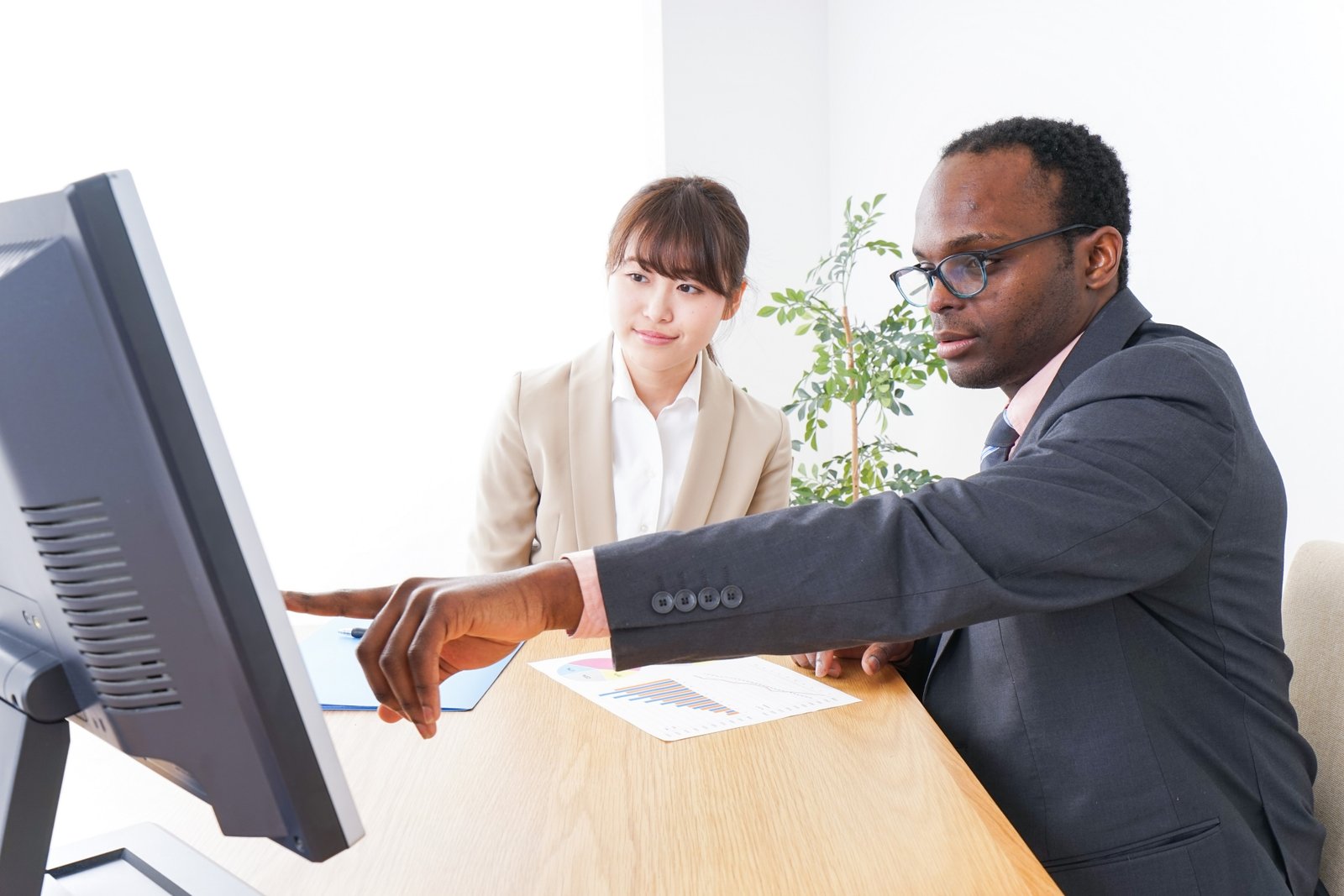 特定在留カードとは？2026年6月14日から始まる新制度を企業担当者向けに徹底解説